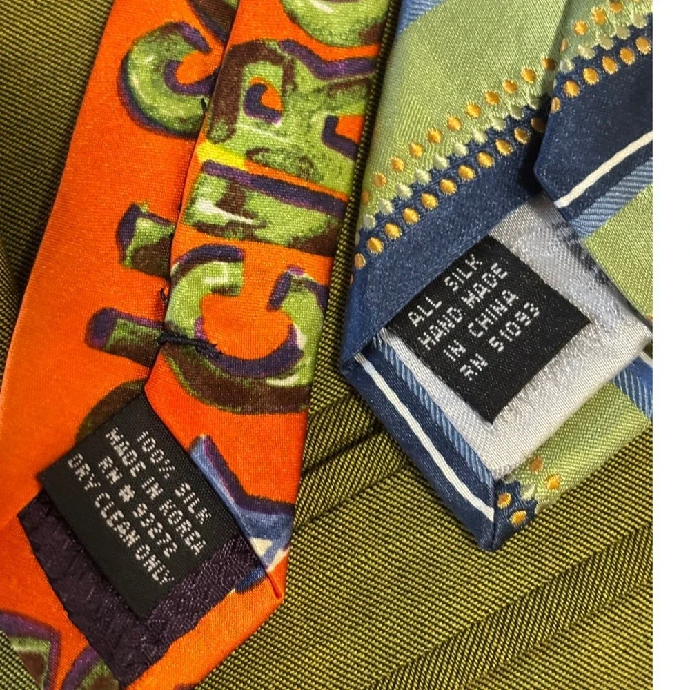 Mens Silk Ties Cirque du Soleil & Steve Harvey OS Lot of 2 Green Multicolor